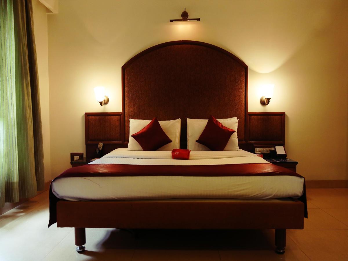 Hotel Srimaan Púna Exteriér fotografie